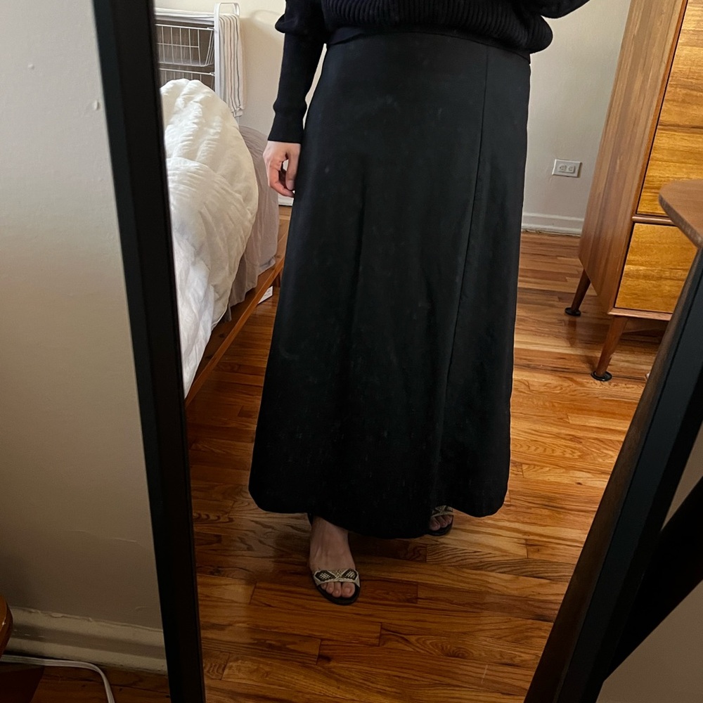COS Black Skirt